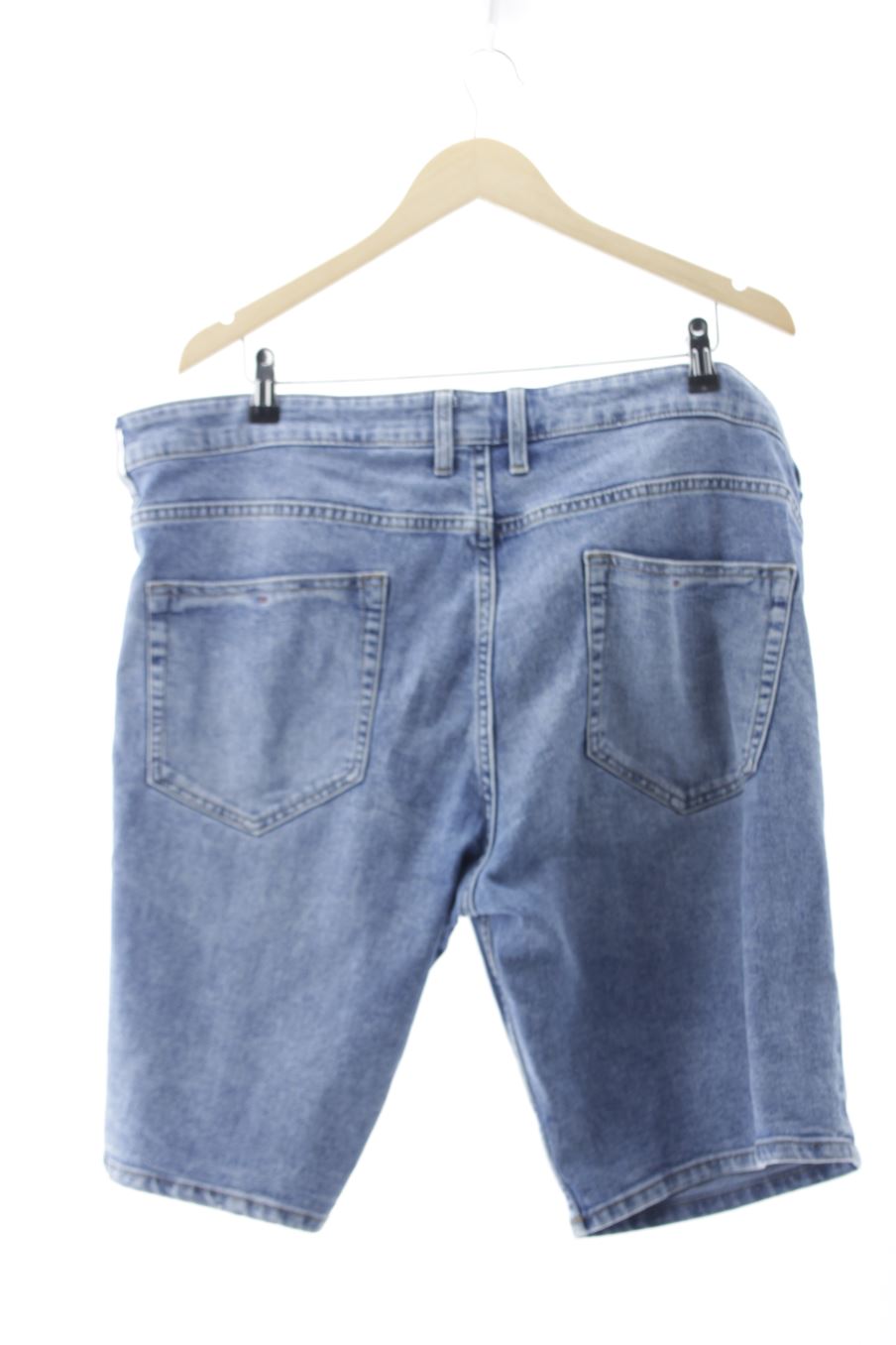 Pantalón corto de C&A de la talla 52