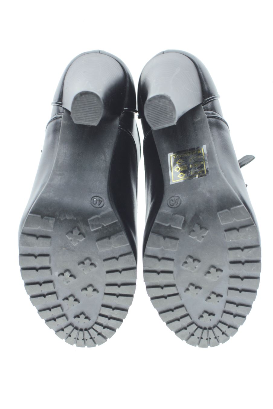 Botines de my B de la talla 40, de color negro de