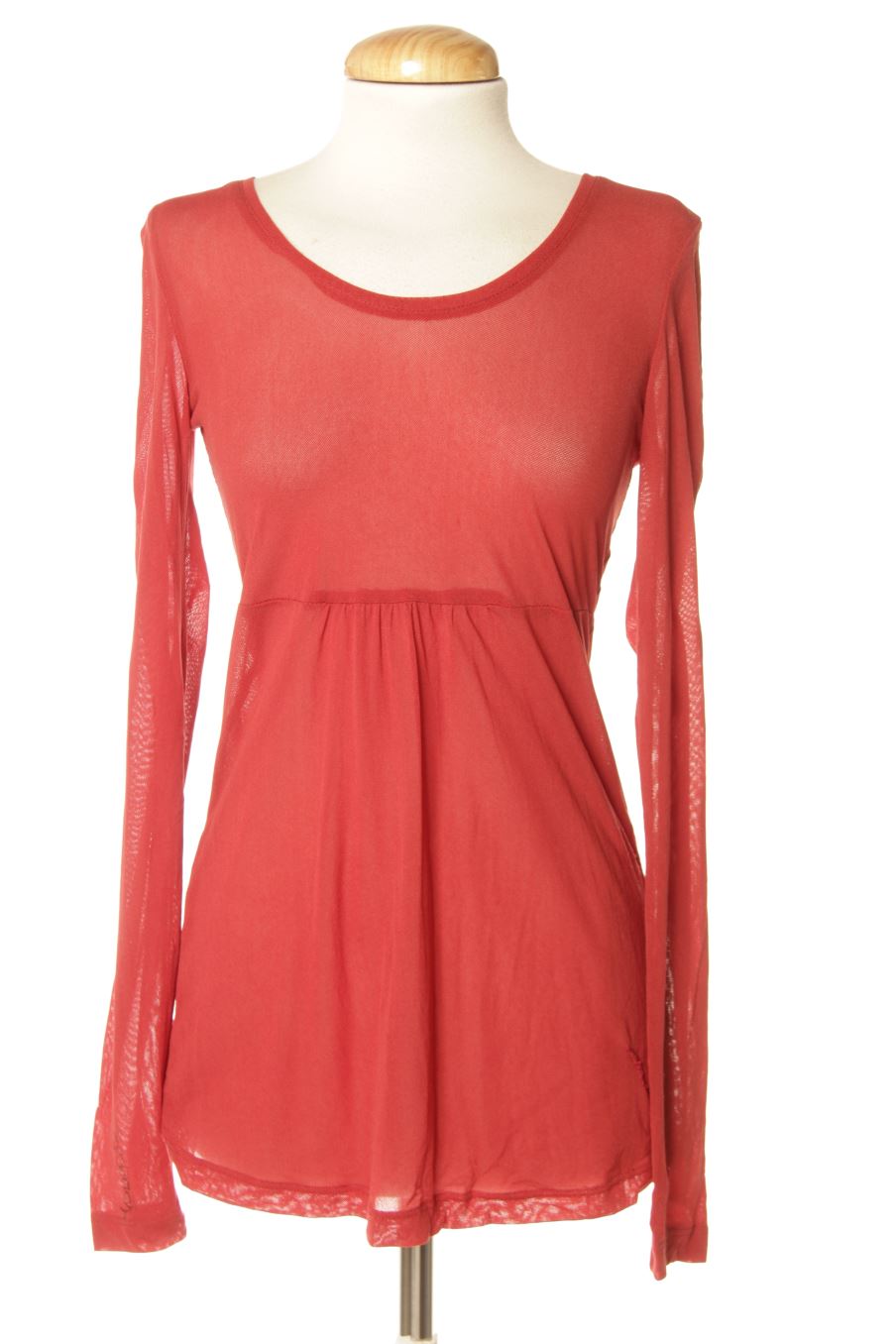 T-shirt à manches longues DDP de la taille M, de couleur rouge