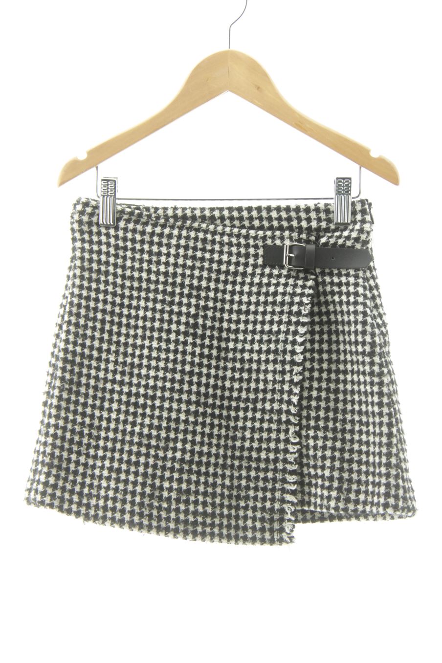 Falda de Zara de la talla 9 años de segunda mano