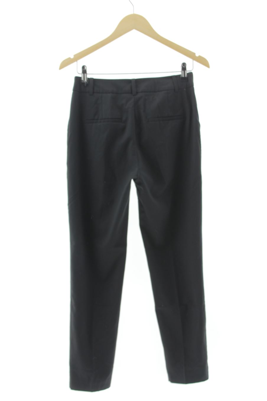 Pantalon Reserved de la taille 36, de couleur noir