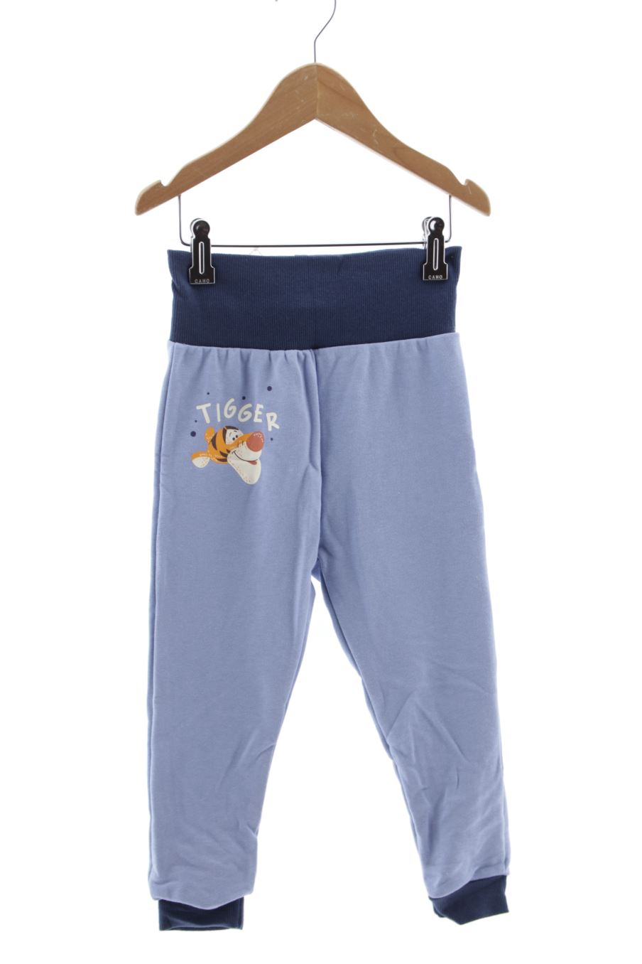 Tenue de sport Disney de la taille 12 mois avec une étiquette