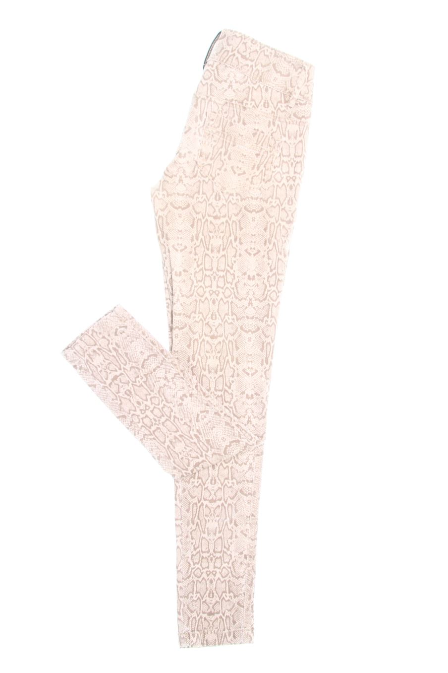 Jeans Bershka de la taille 36, de couleur animal print de denim