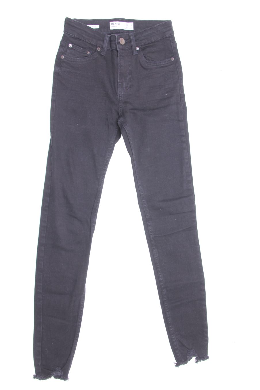 Vaqueros de Bershka de la talla 32, de color negro de ropa vaquera