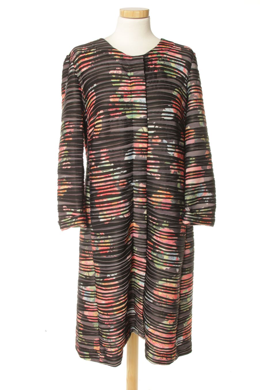 Abrigos de norah de la talla 44, de color estampado