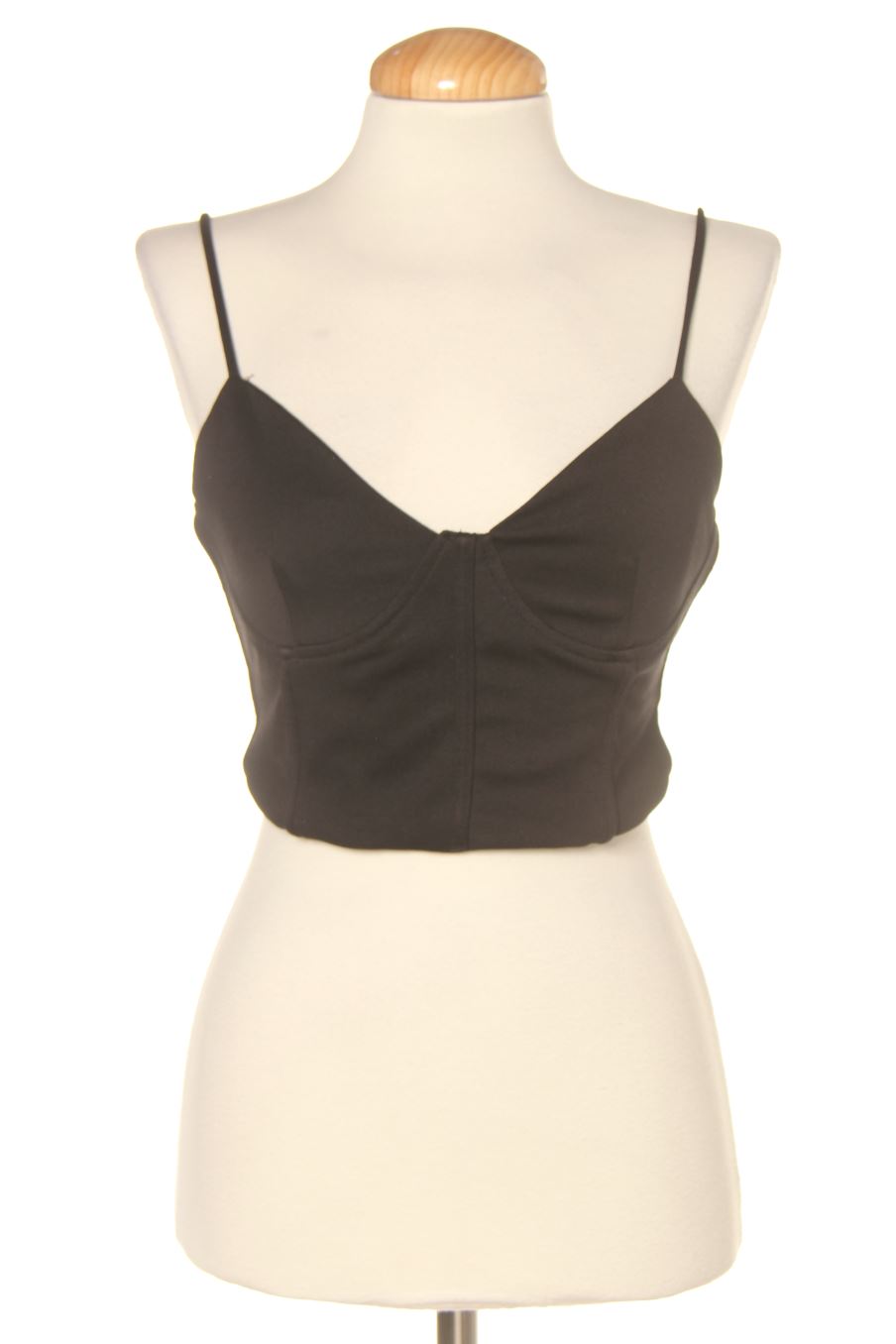Top Zara de la taille S, de couleur noir