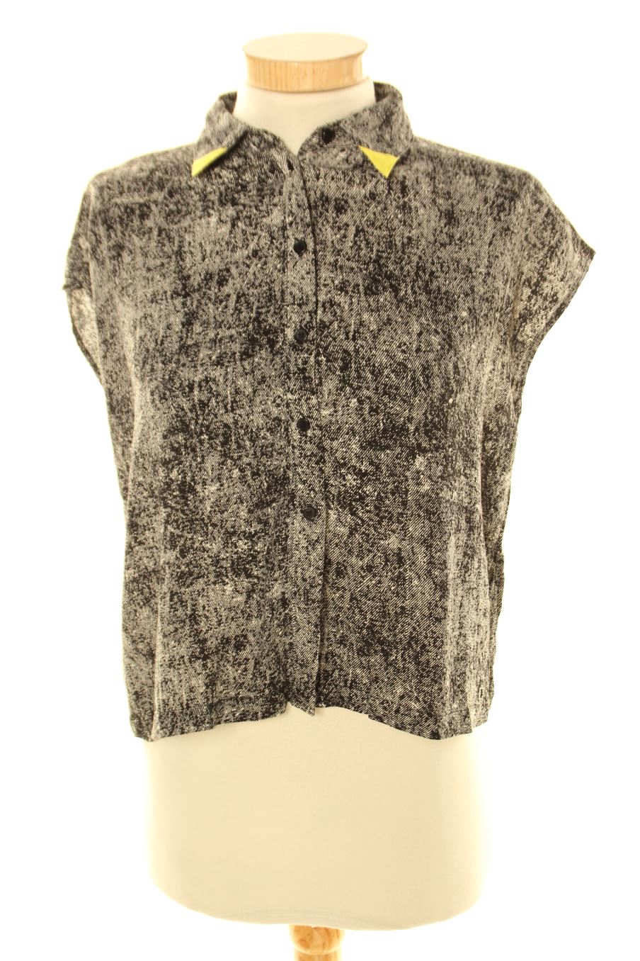 Camisa sin mangas de Nümph de la talla 34, de color negro