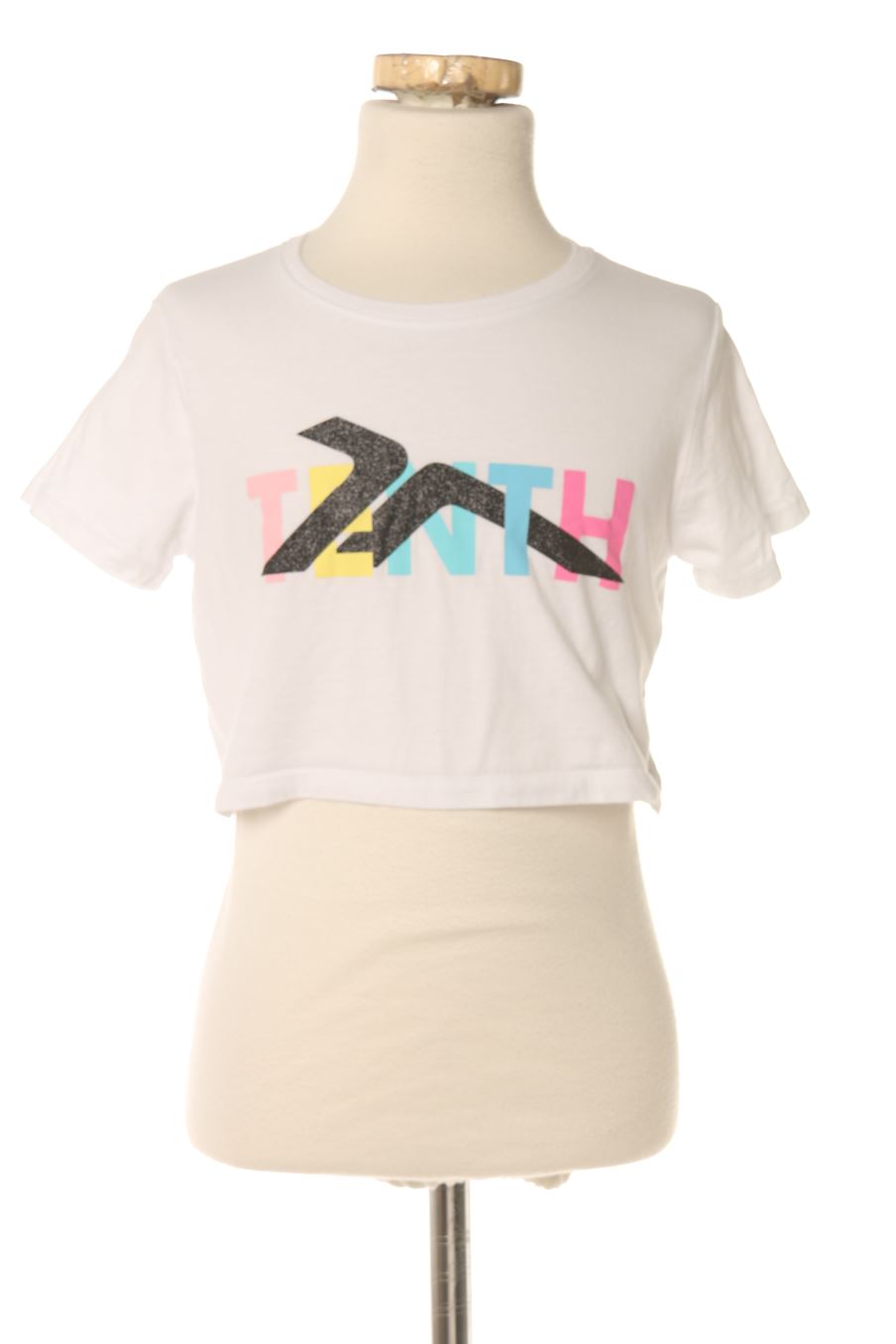 T-shirt Tenth de la taille 10 ans de seconde main