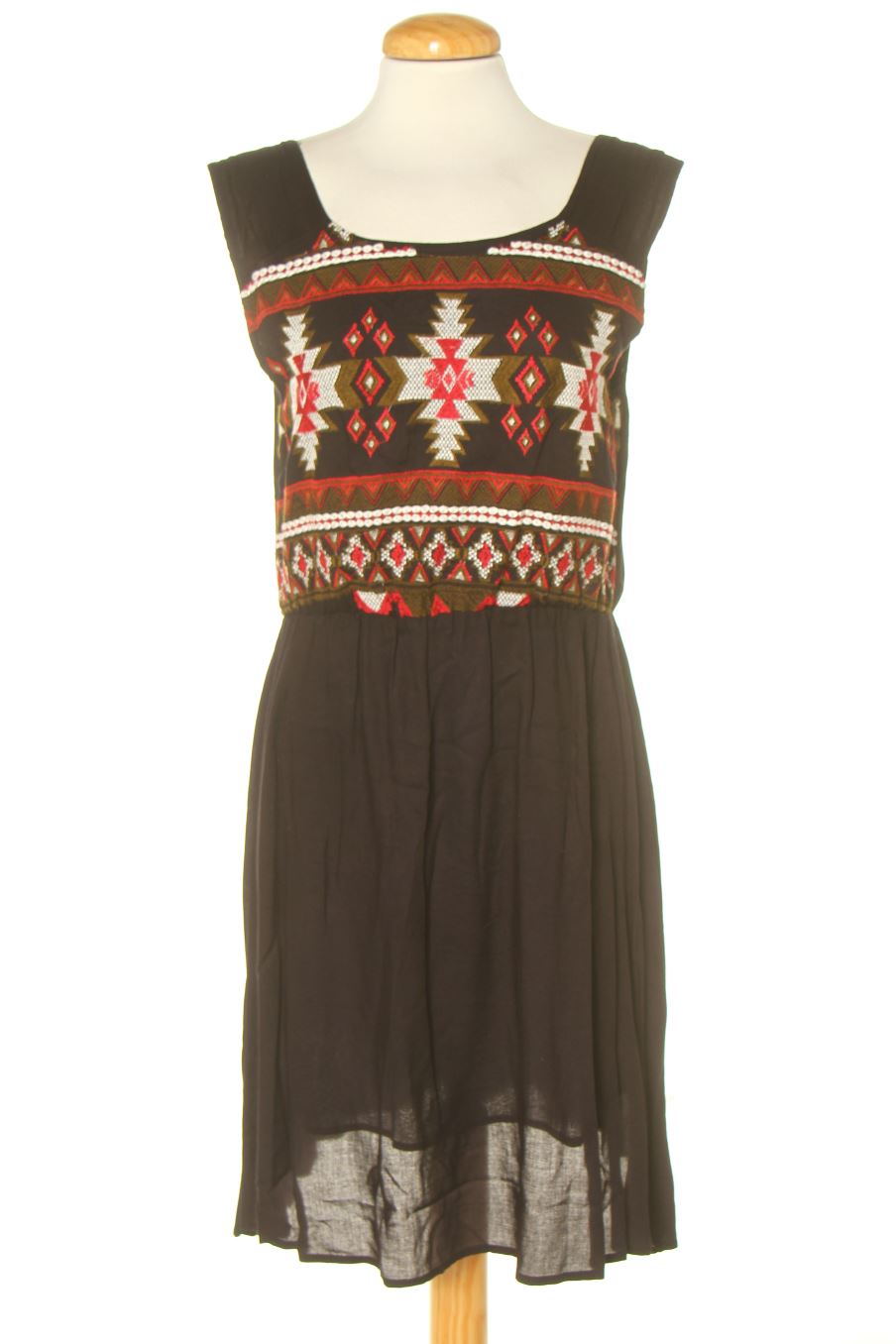 Robe casual natura de la taille M, de couleur noir
