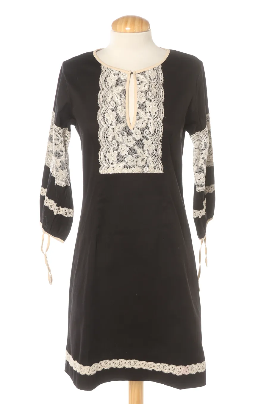 Robe de jour Almatrichi de la taille 38, de couleur noir