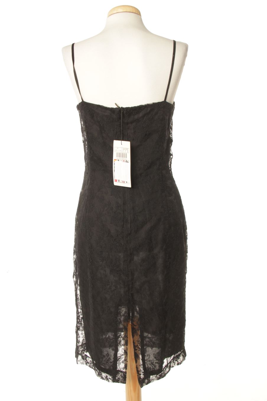 Vestido elegante de Zara de la talla S, de color negro