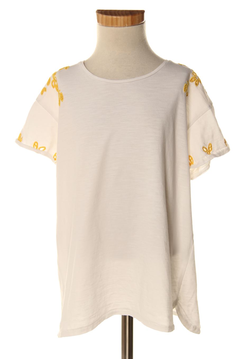 Camiseta de Zara de la talla 9 años de segunda mano