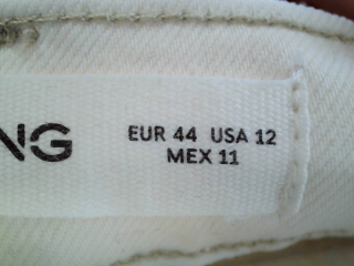 Vaquero de Mango de la talla 44, de color beige de ropa vaquera
