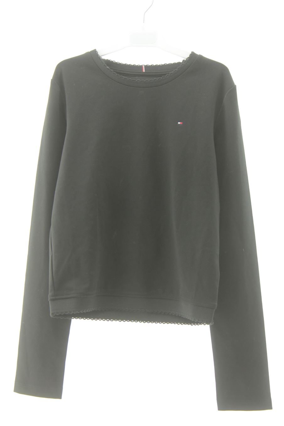 T-shirt manches longues Tommy Hilfiger de la taille 14 ans avec une étiquette