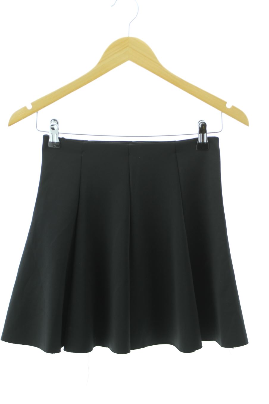 Jupe Bershka de la taille S, de couleur noir