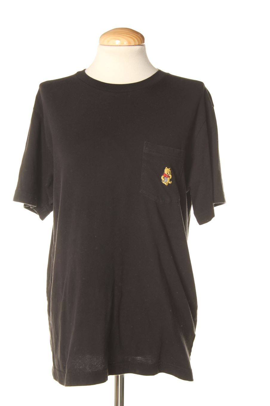 T-shirt Uniqlo de la taille S, de couleur noir