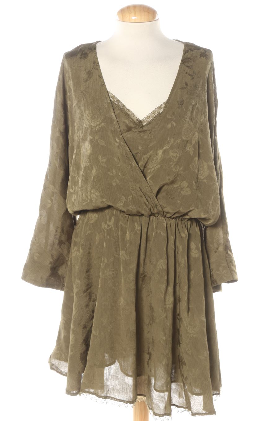 Robe casual Mango de la taille M, de couleur vert