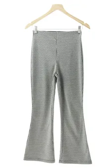 Pantaloni M Stradivarius, foto 1 di 2