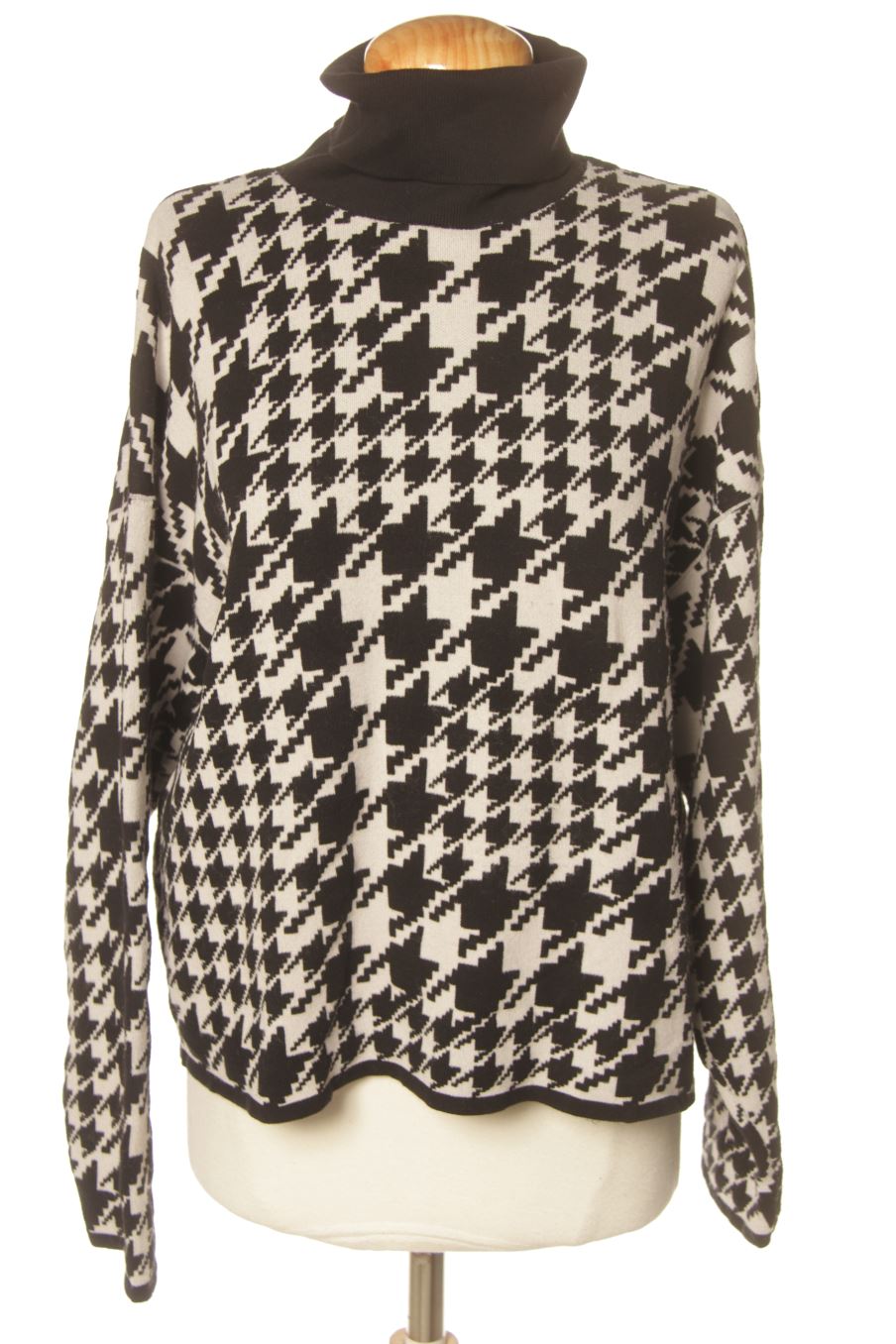Pull H&M de la taille S, de couleur imprimés
