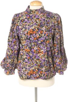 Blusa de manga larga M Stradivarius, foto 1 de 2
