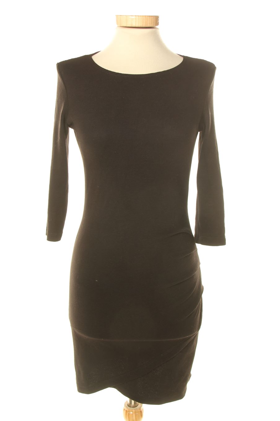 Robe casual Mango de la taille XS, de couleur noir