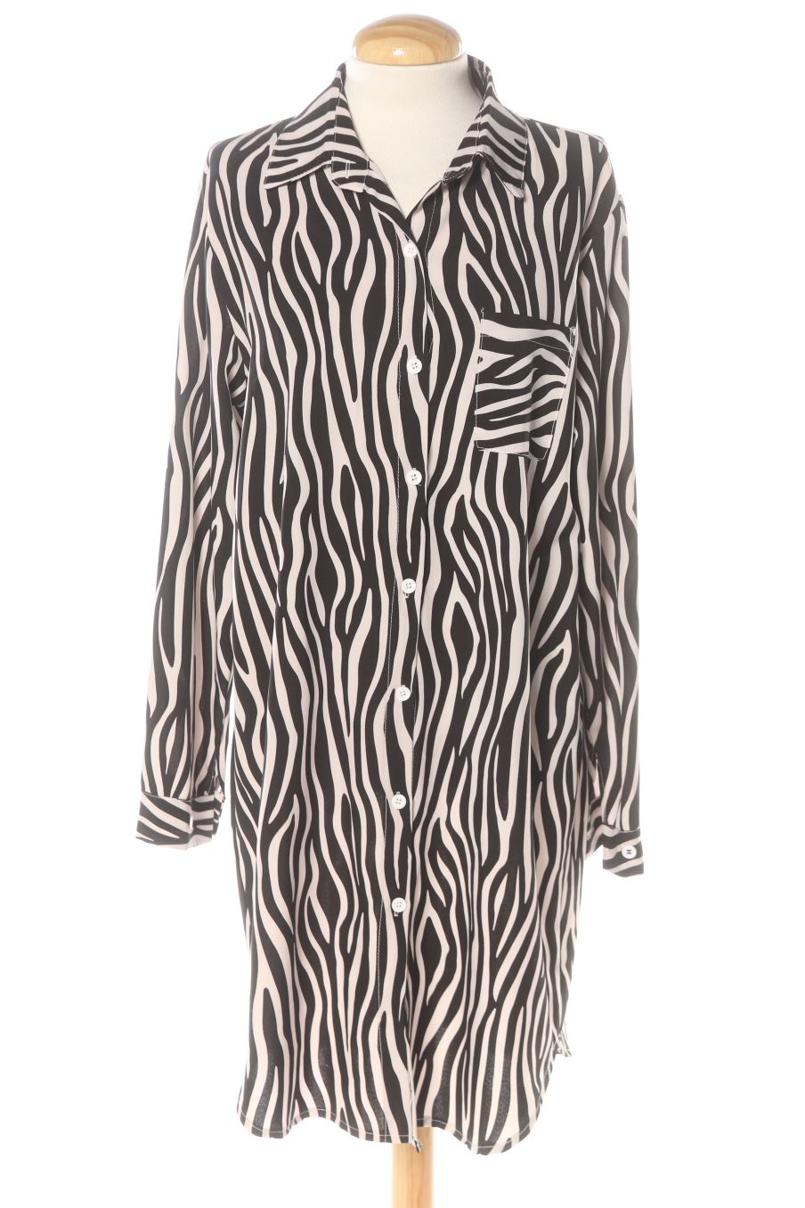Camisa de Foresta Bella de la talla M, de color animal print