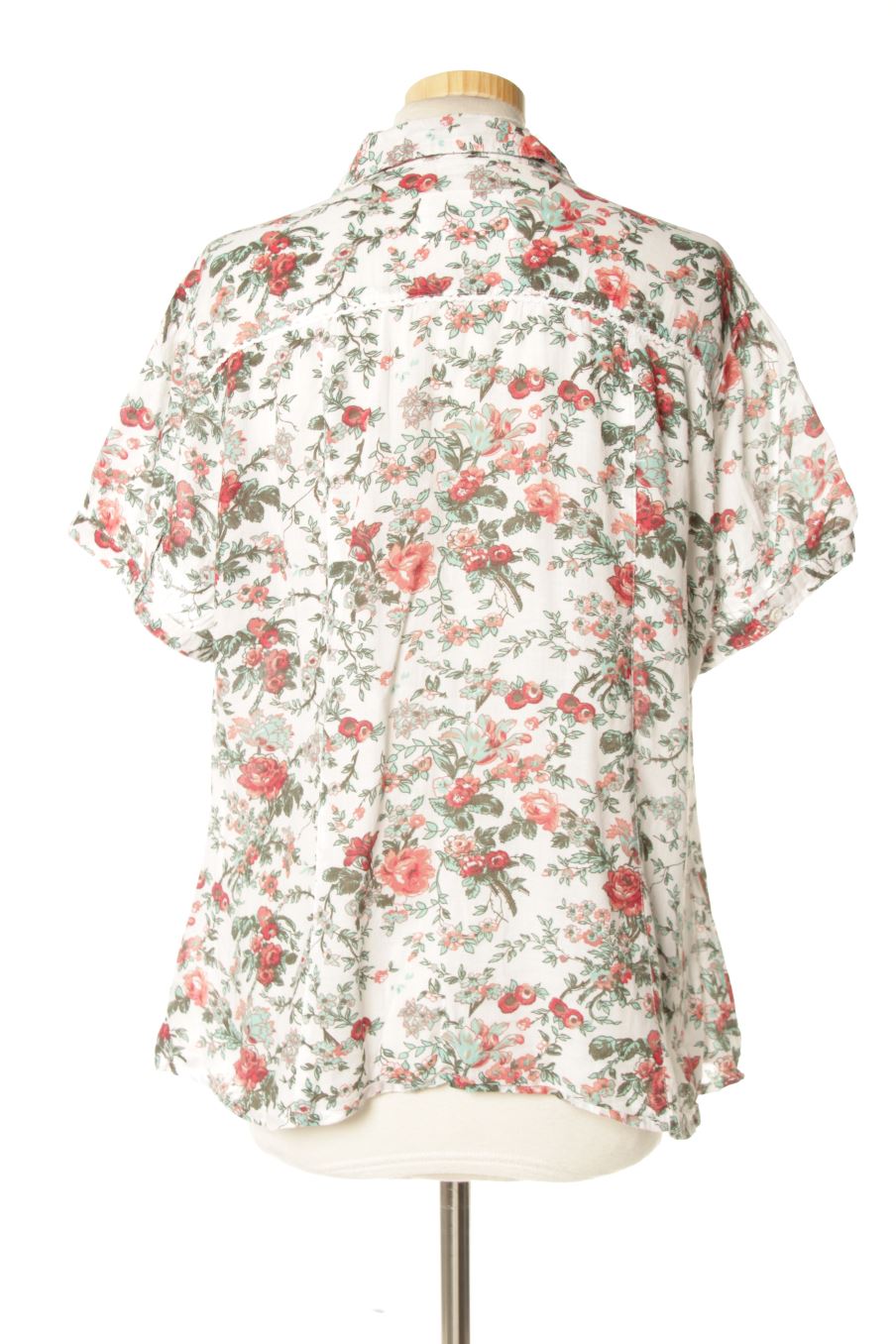 Chemise Street one de la taille XL, de couleur fleurs