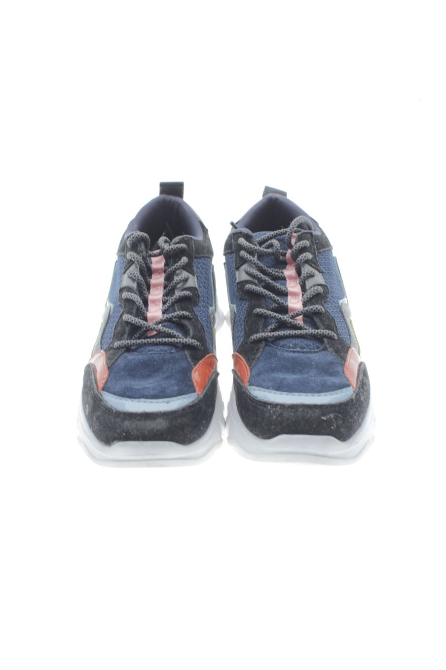Deportivos de Zara de la talla 39, de color rayas de