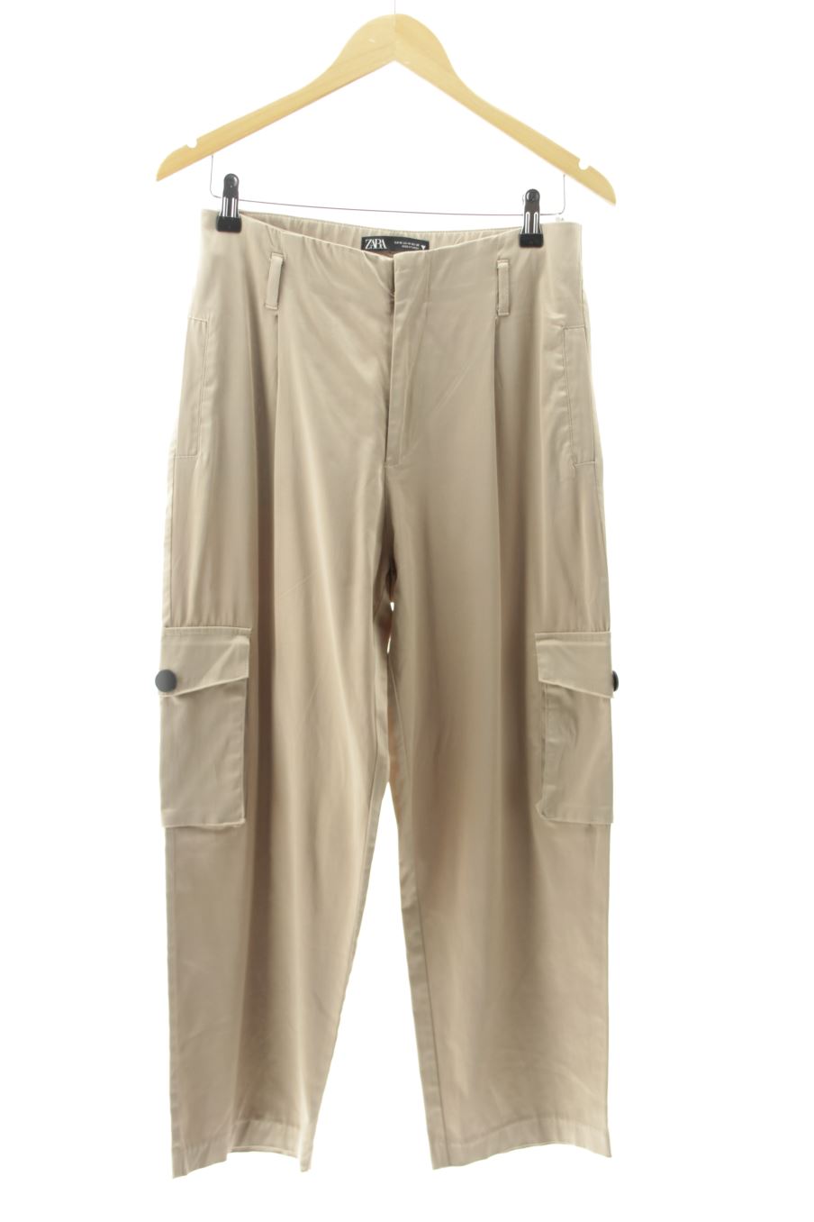 Pantalon Zara de la taille M, de couleur beige