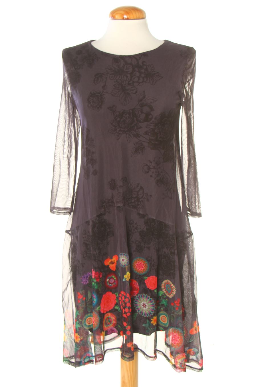 Robe casual Desigual de la taille S, de couleur imprimés