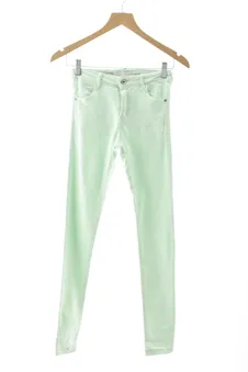 Vaquero 34 Bershka, foto 1 de 2