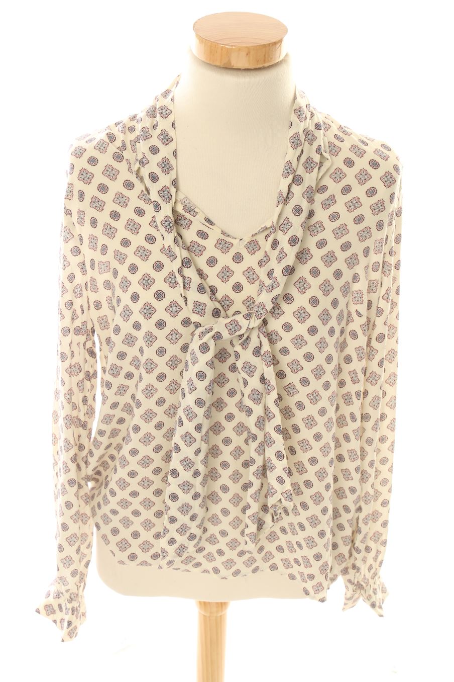 Camisa de H&M de la talla 36, de color estampado