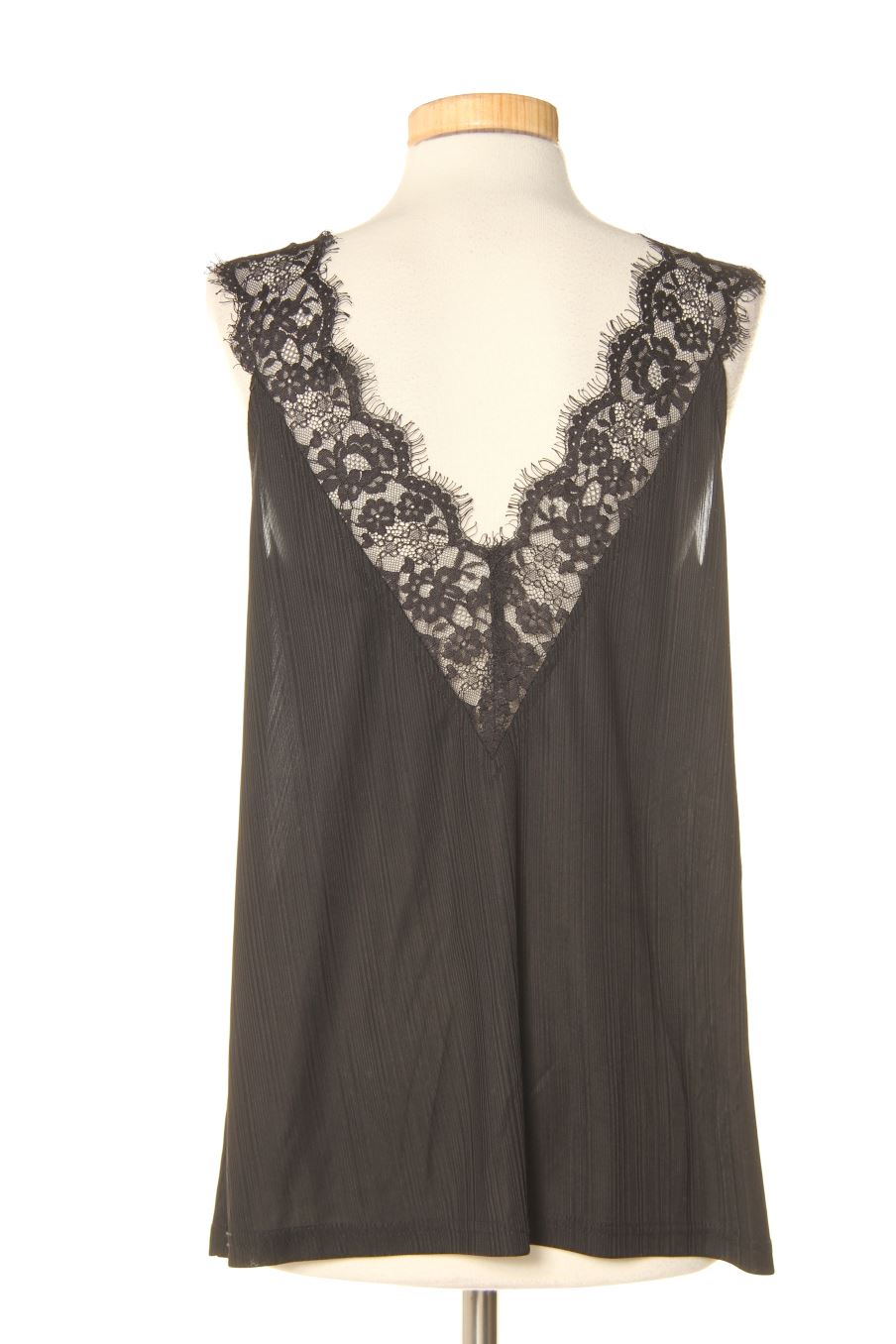 Top Smash de la taille M, de couleur noir