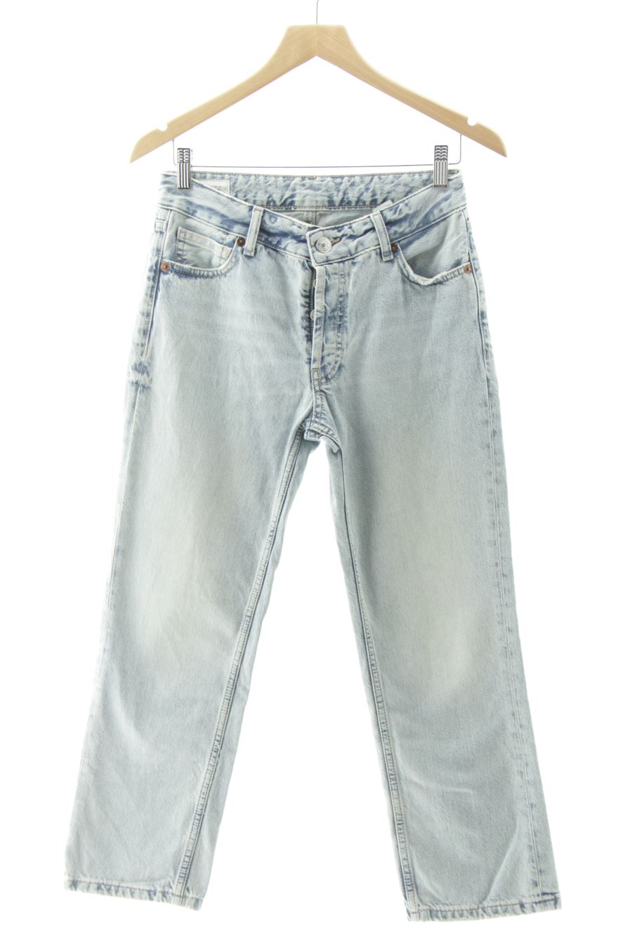 Jeans Zara de la taille 34, de couleur bleu de denim
