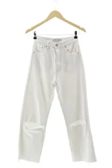 Jeans 32 Stradivarius, photo 1 sur 2