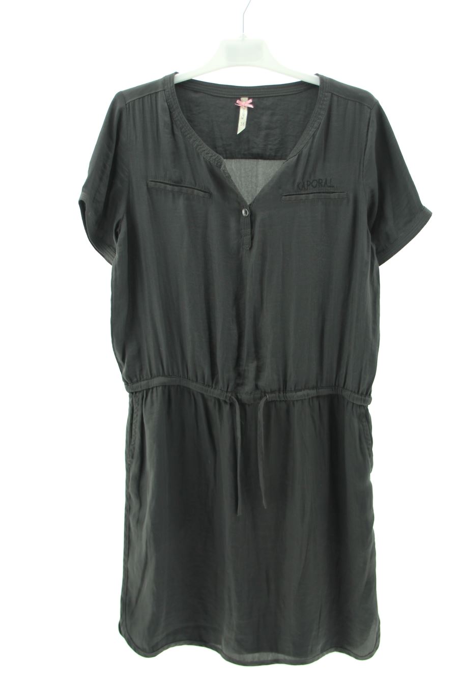 Robe Kaporal de la taille 16 ans de seconde main