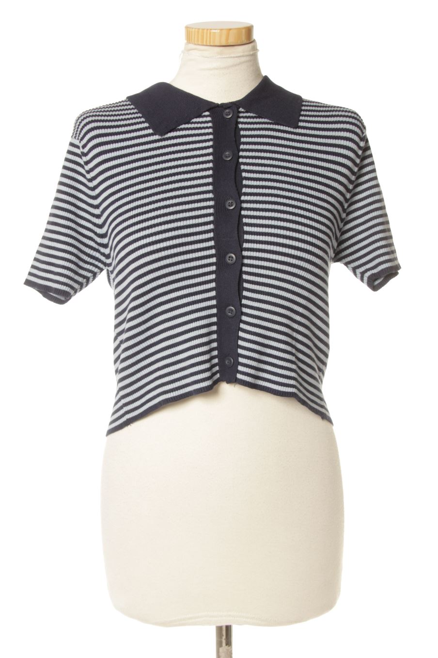 Top de Pull & Bear de la talla L, de color rayas
