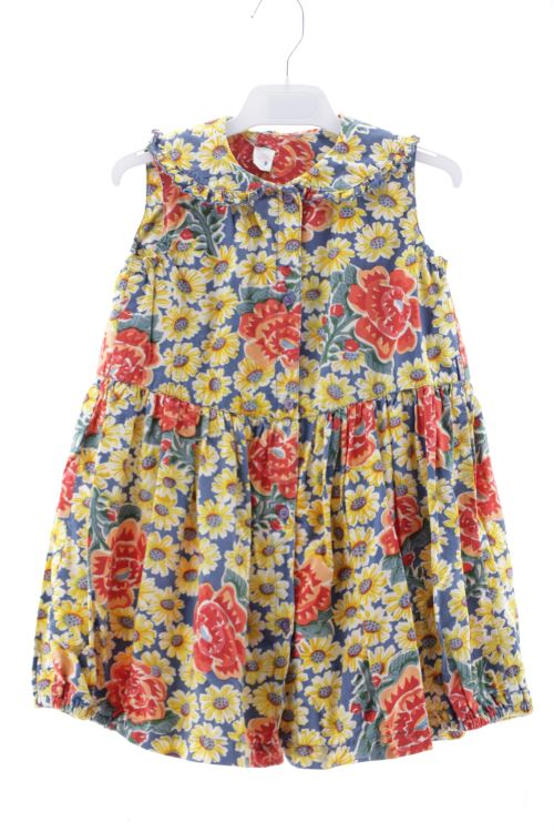 Aufwändiges Kleid