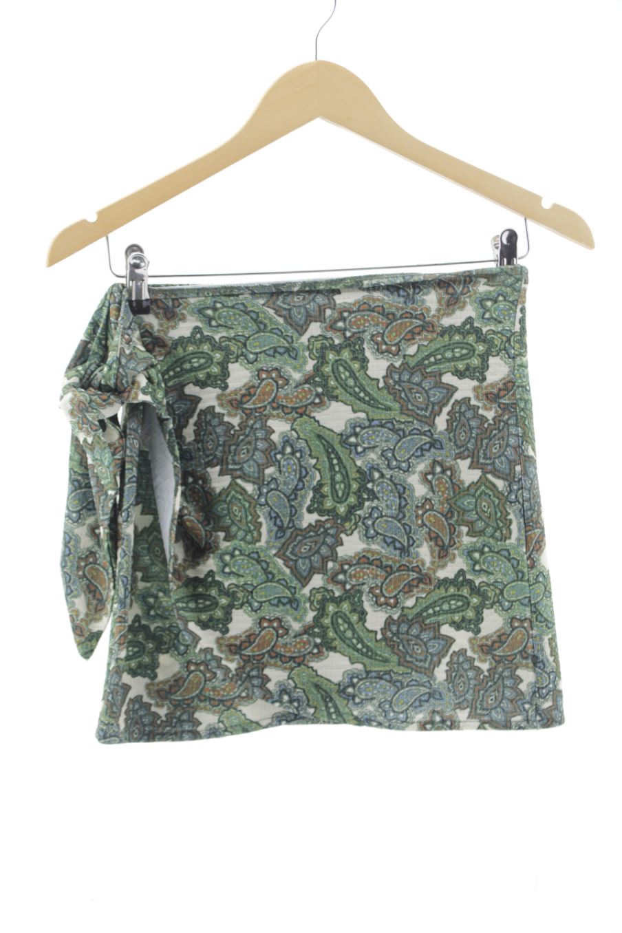 Falda de Pull & Bear de la talla S, de color estampado