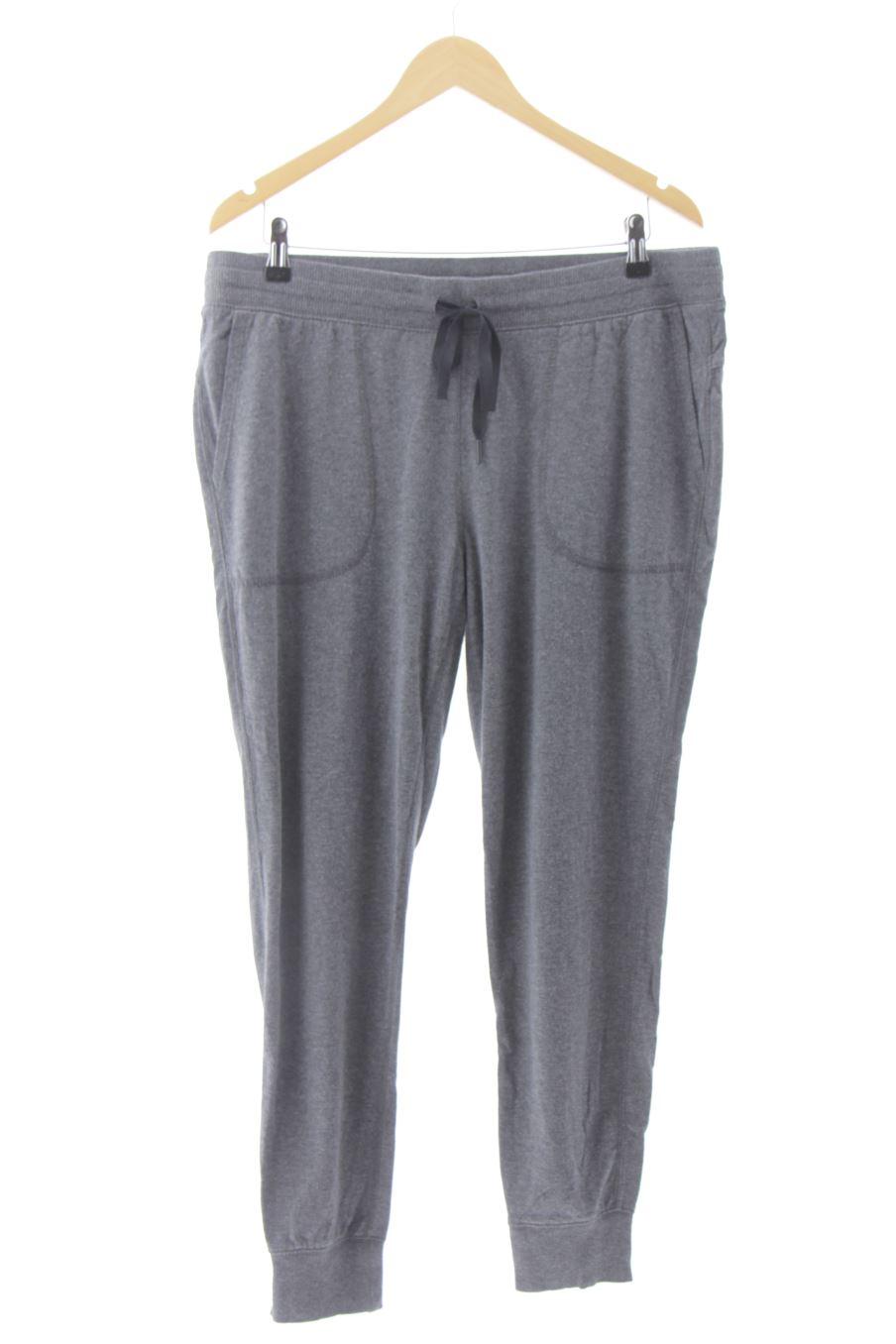 Pantalon de deporte de Amazon Essentials de la talla L, de color gris