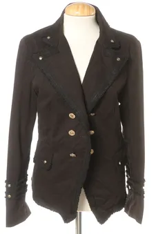 Blazer L Teria Yabar, foto 1 di 2