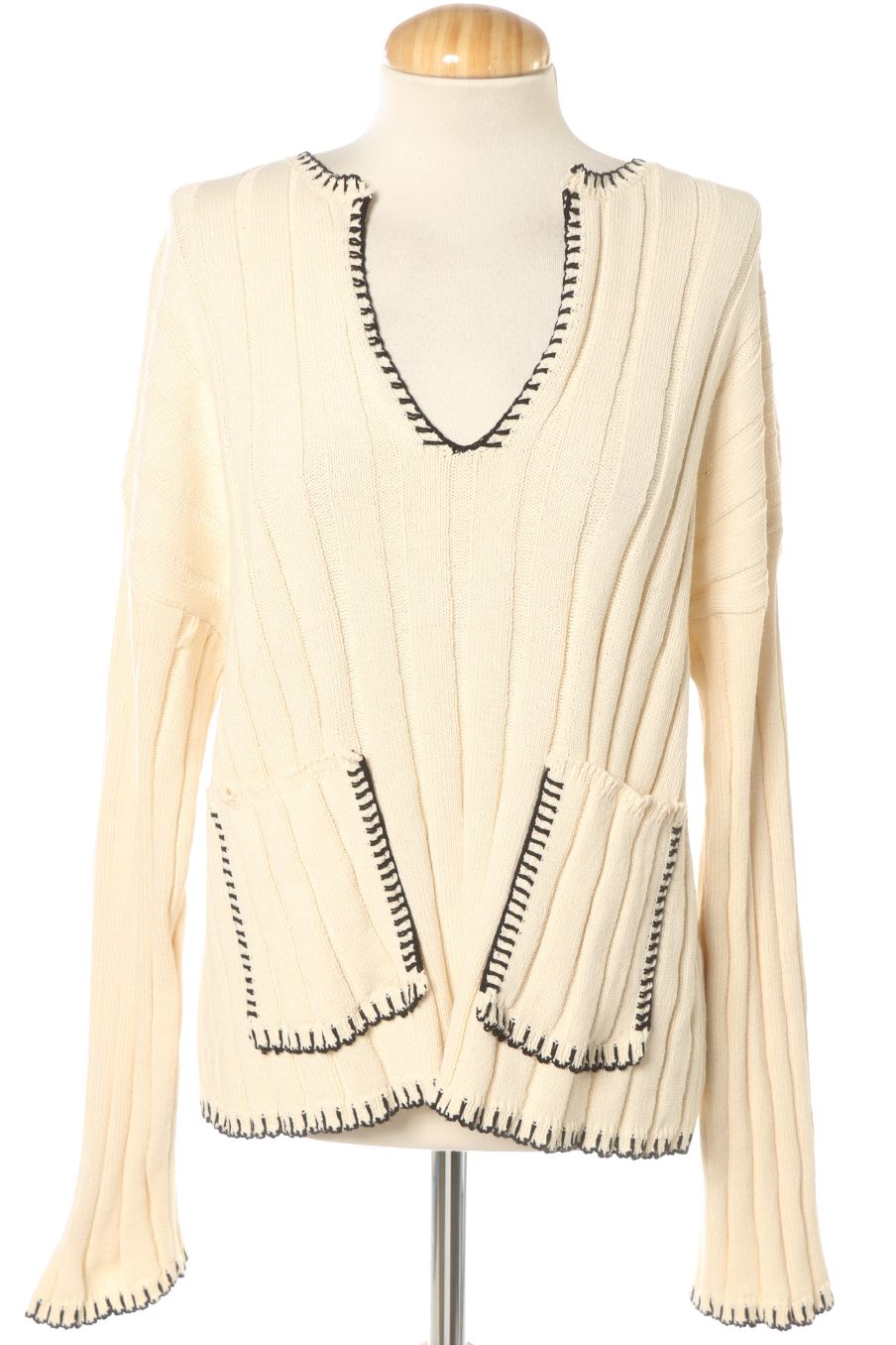 Pull Zara de la taille XL, de couleur beige