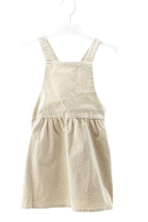 Aufwändiges Kleid
