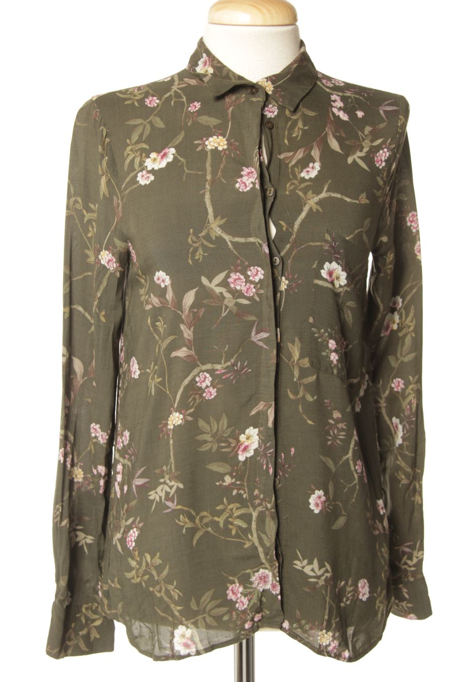 Chemise Pull & Bear de la taille XS, de couleur fleurs