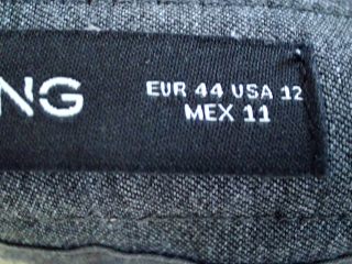 Pantalon Mango de la taille 44, de couleur gris