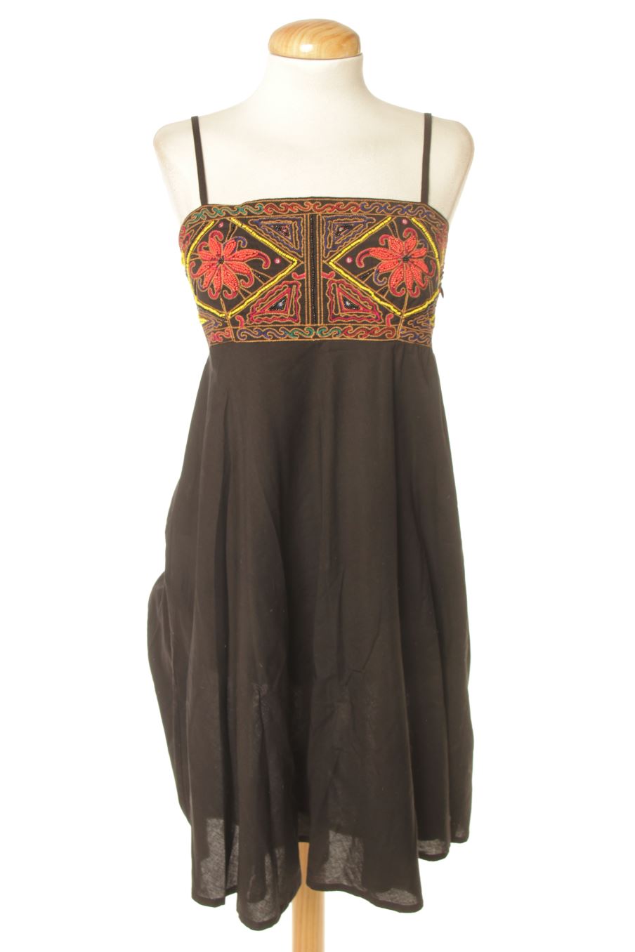 Robe casual Fórmula Joven de la taille 40, de couleur noir