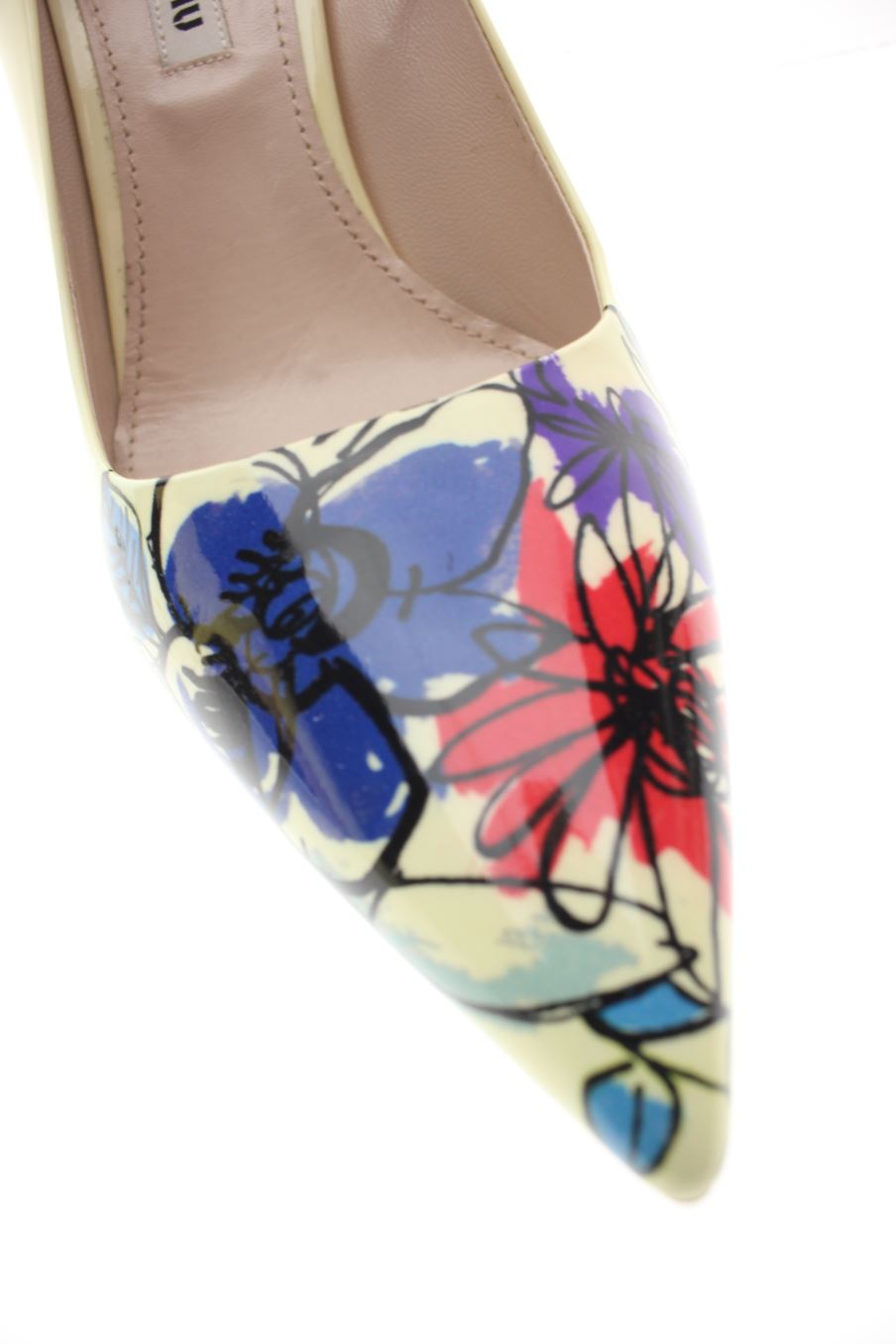 Zapatos de tacon de Miu Miu de la talla 38, de color flores de