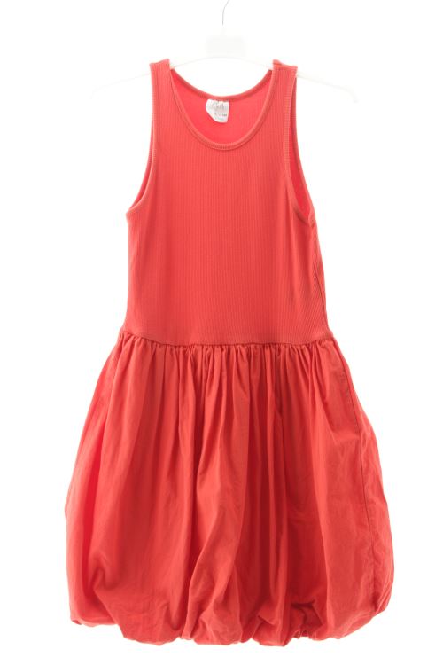Aufwändiges Kleid
