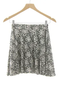 Shorts S Cache cache, photo 1 sur 2
