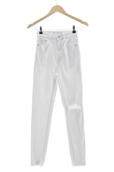 Jeans 32 Stradivarius, photo 1 sur 2